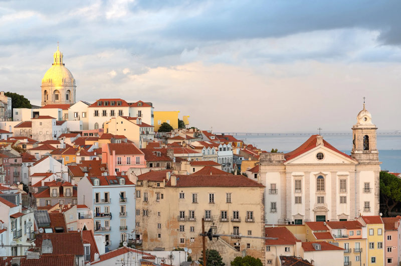 Historical monumes of Lisbon, Portugal; Photo source: Conde Nast Traveler, photographer: 