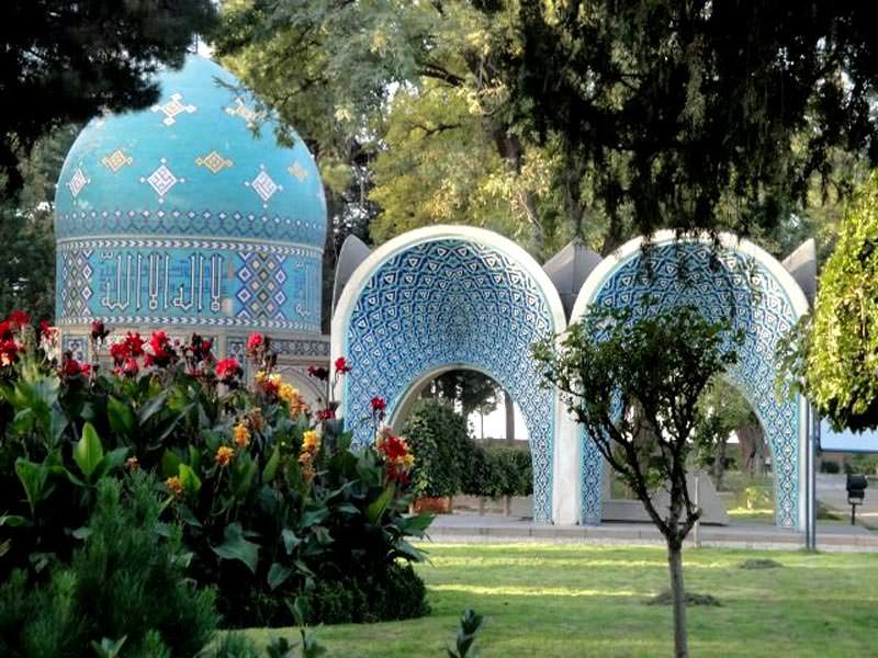 Attar's tomb
