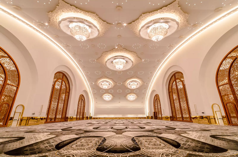 Katara Hall in Raffles Qatar Hotel; Photo Source: Raffles Hotels, Photographer: Unknown