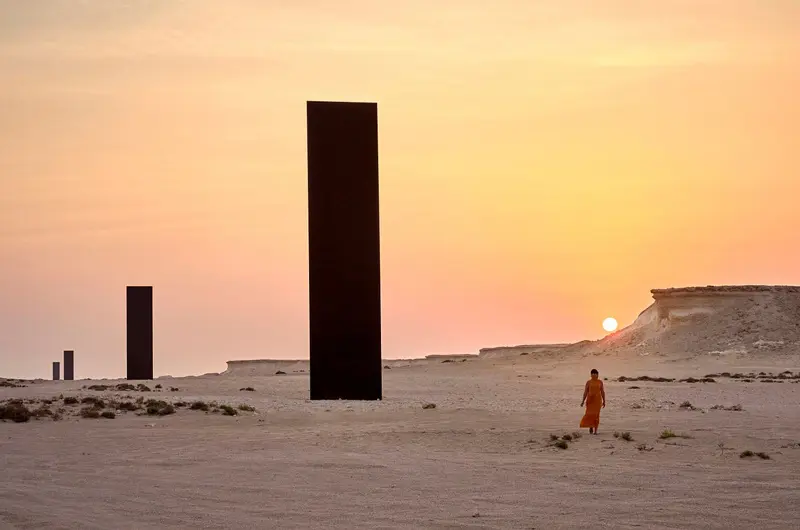 east-west/west-east columns in the desert; Photo Source: Tripadvisor, Photographer: Unknown