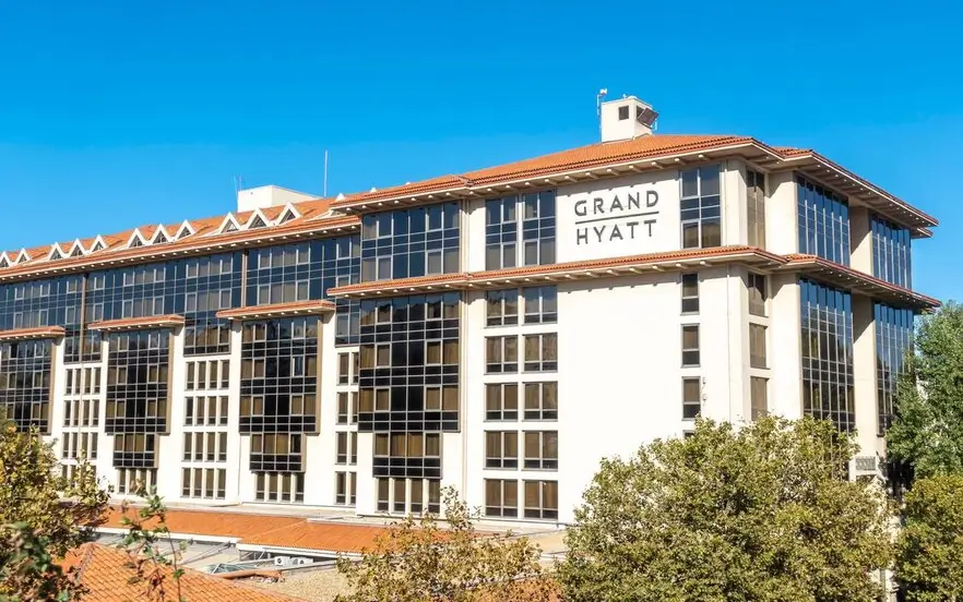 Autumn stay in first-class hotels in Istanbul
