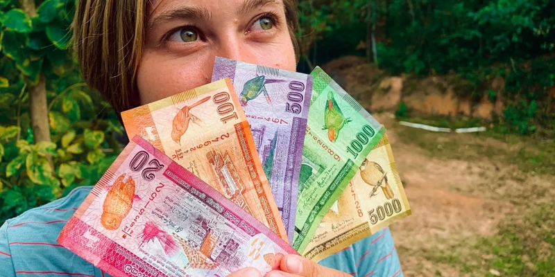 Sri Lanka money; Photo source: lankatourexperts.com. Photographer: Unknown