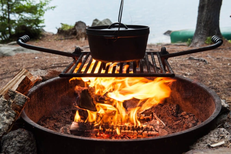 one-pot food on the fire; Photo source: beaversbendcreativescape.com. Photographer: Unknown