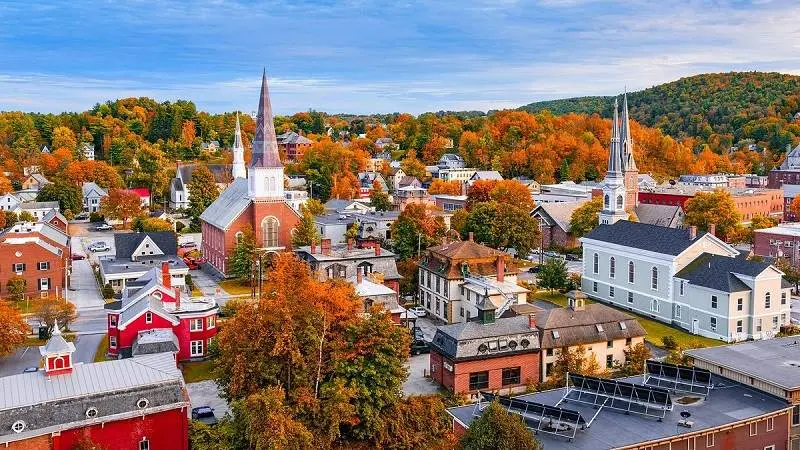   the state of Vermo in the fall; Photo source: Tripadvisor website. Photographer: Unknown