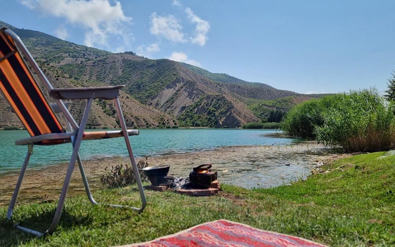 Picnic in Velasht Lake, photo source: Google Map, photographer: dk