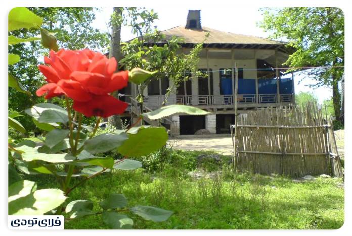 Where is Astana Ashrafieh and what are its attractions? Foshazdeh village