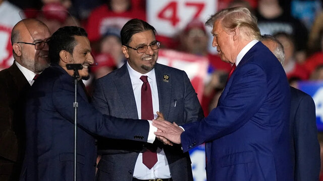 Trump we to American Muslims to gather votes