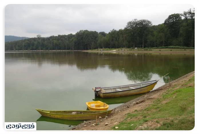 An unforgettable experience next to Ellandan Lake Boating on the waters of Lake Elandan Sari