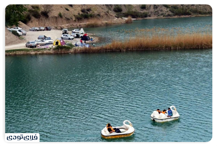 The climate of the lake is salty