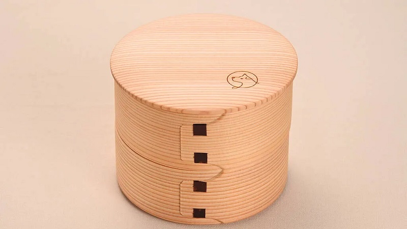Japanese souvenir Hachiko wooden beo boxes; Photo Source: www.timeout.com Photographer: Unknown