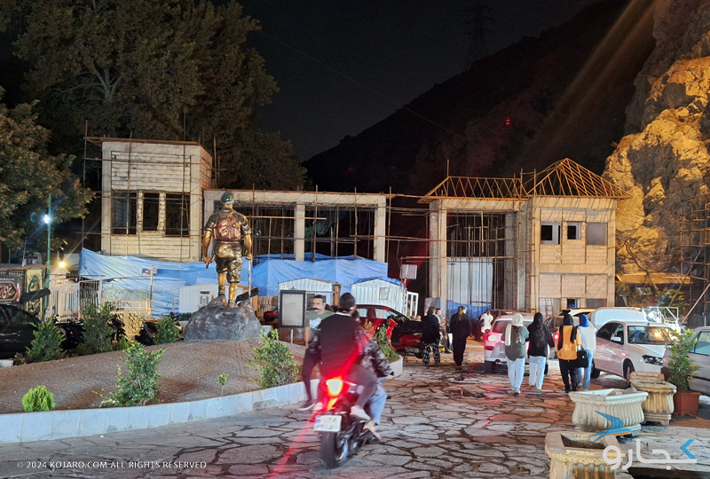Construction of Darband gate