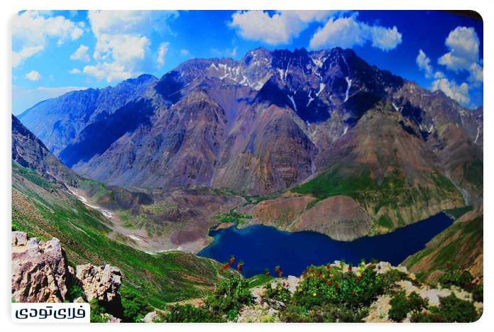 Where is Gohar Lake?