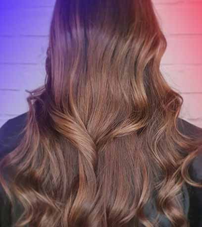 Chocolate hazelnut hair color model without highlighting at home