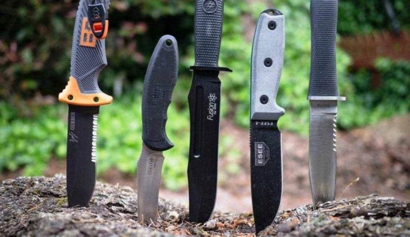 types of travel knives; Photo source: totikala.ir website. Photographer: Unknown