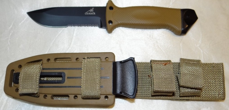 Gerber travel knife model 2LMF+; Photo source: torob.com. Photographer: Unknown 