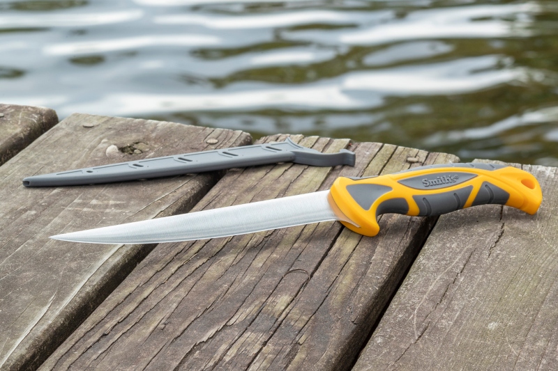 fishing knife; Photo source: smithsproducts.com. Photographer: Unknown
