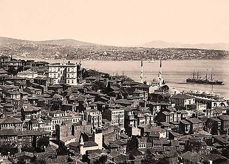 Old city of Istanbul; Photo Source: Pierest; Name of the photographer: unknown