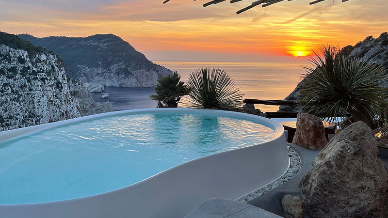 The pool of Hotel Hacienda Na Xamena, Ibiza - Spain, is one of the most beautiful pools in the world.
