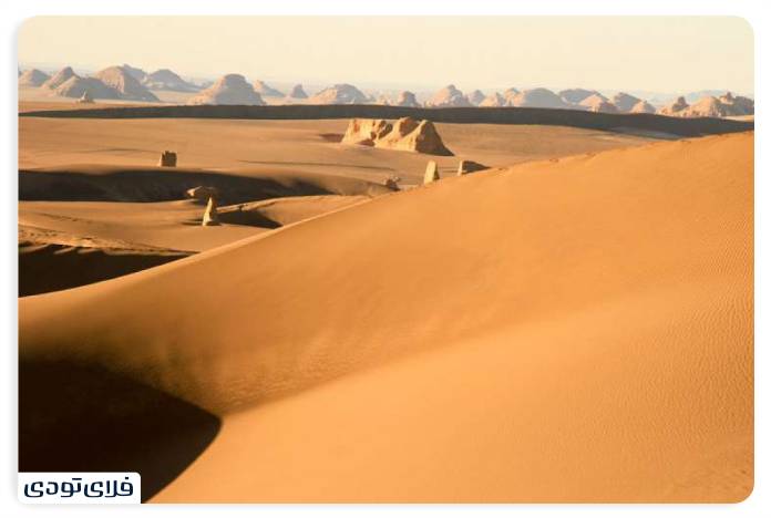 Egyptian desert A differe experience than nature tourism Takht Arous is also one of the most beautiful sights in Egypt, Isfahan