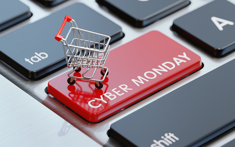 Online shopping on Cyber ​​Monday; Photo source: investopedia.com; Photographer: Unknown