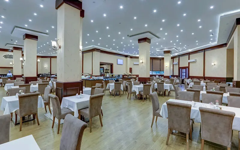 The ierior of Shaygan Kish Hotel restaura, photo source: shayganhotel.ir, photographer: unknown
