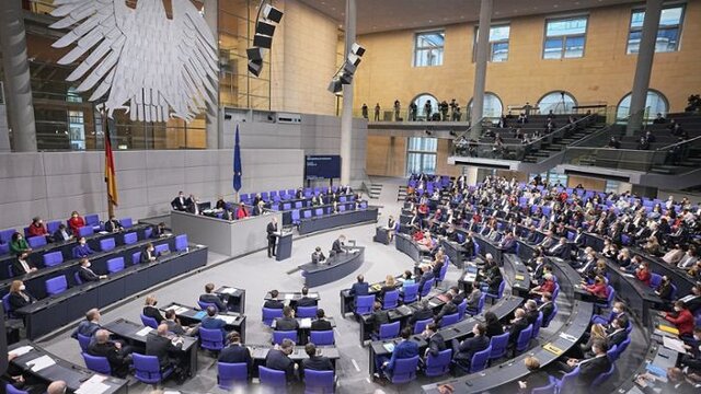 Lost in Europe; Strong leadership for the new Trump era