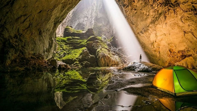 Son Dong Cave in Vietnam records as the largest cave in the world