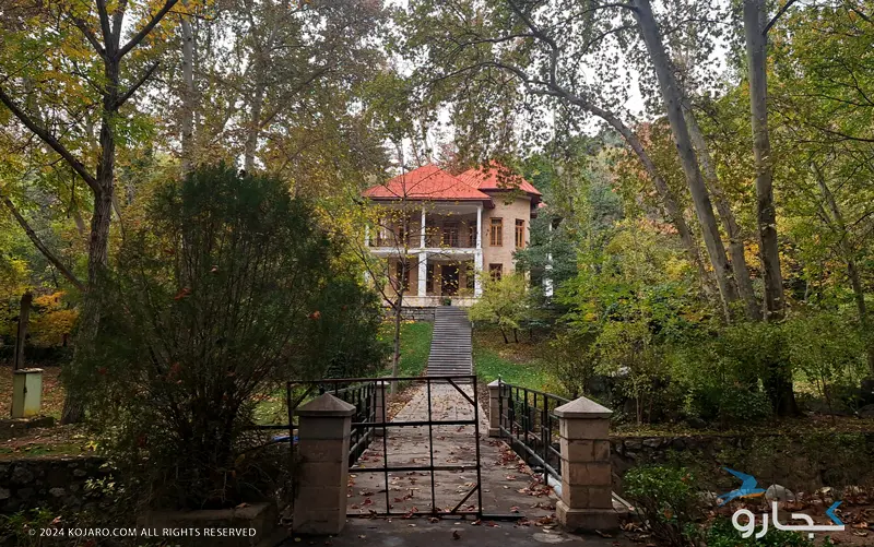 Autumn in Saadabad Palace