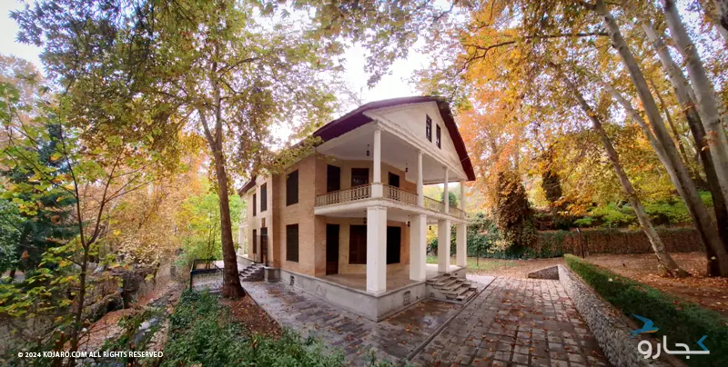 Autumn in Saadabad Palace