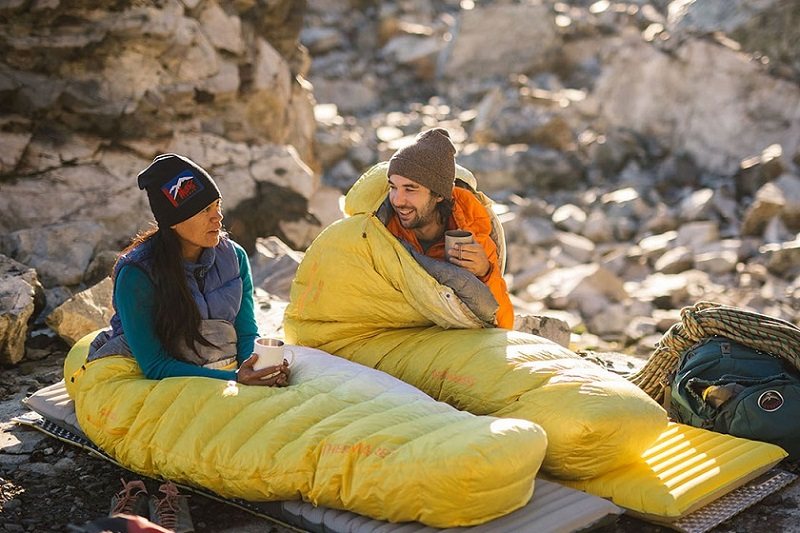 Hiking with a sleeping bag; Photo source: learnitaly.us website. Photographer: Unknown