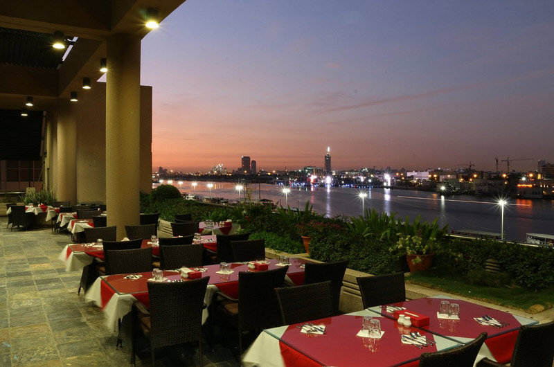 Daniyal restaura terrace with a view of Dubai; Photo source: Tripadvisor, photographer: Danial M