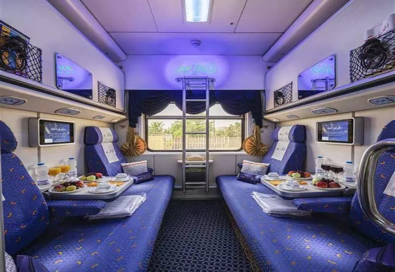 Nour train four-seater coupe