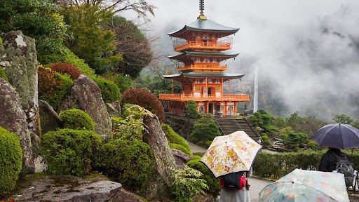 Japan: a dream destination for single women