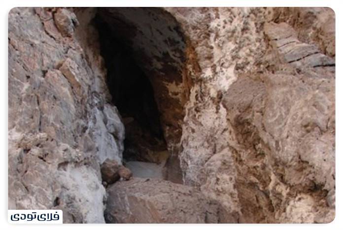 Esbol Cave; The crystal palace of nature