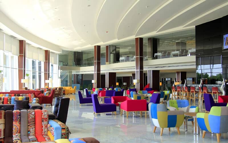 Lobby and restaura of Kish Iernational Hotel