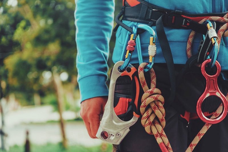 rock climbing carabiner; Photo source of dobisell.com website. Unknown photographer