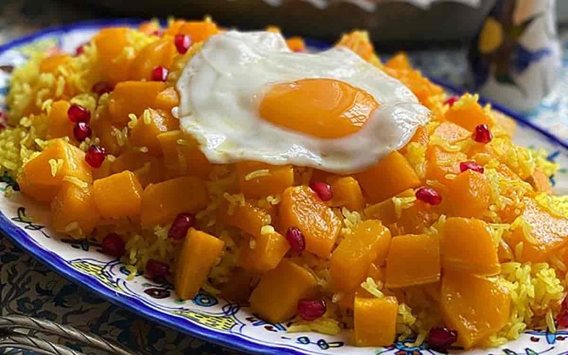 Mazandarani pilaf with Nimro; Photo source: dayan.ir site. Photographer: Unknown