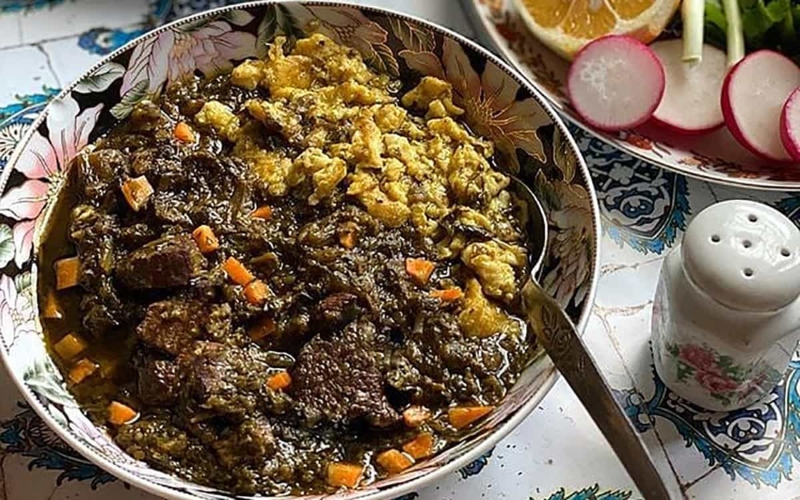Spinasak stew with vegetables; Photo source: chishi.ir site. Photographer: Unknown
