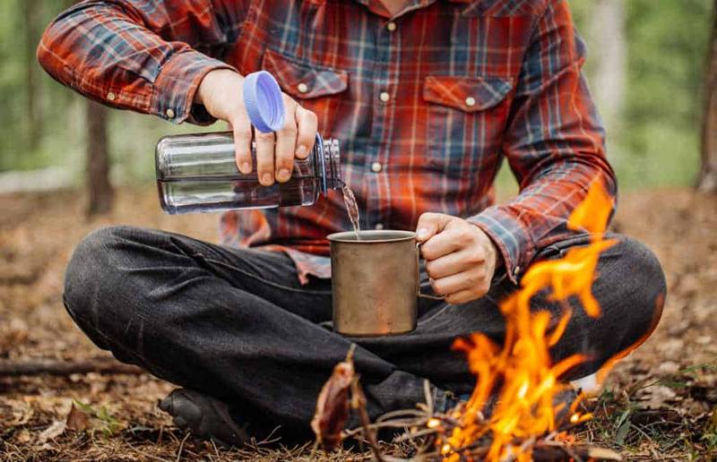 Cooking in nature, photo source: backroadramblers, photographer: unknown
