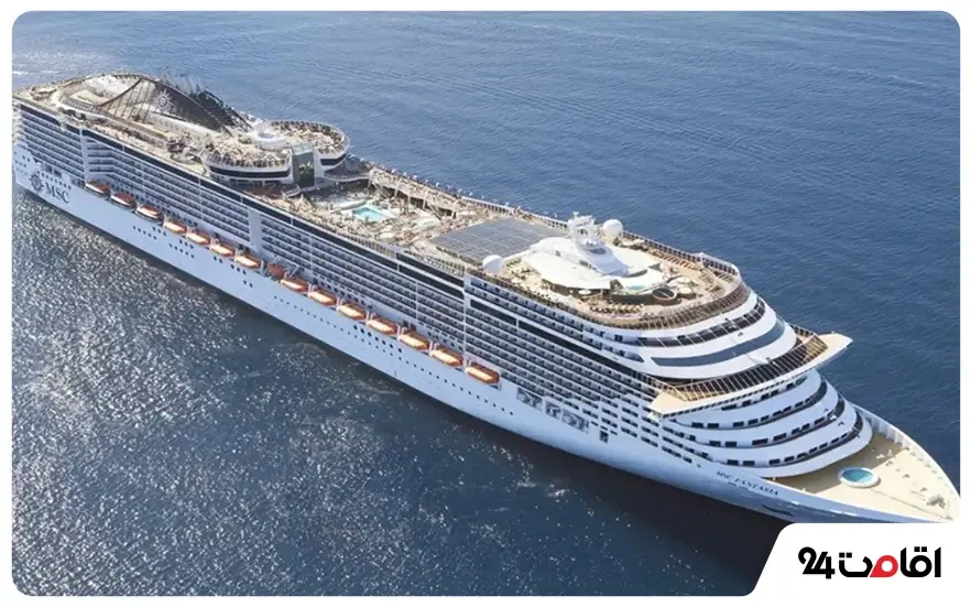 Cruise ship tour