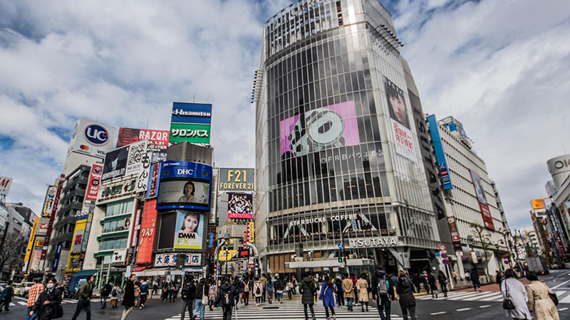The best way to see Shibuya Iersection; One of the busiest iersections in the world