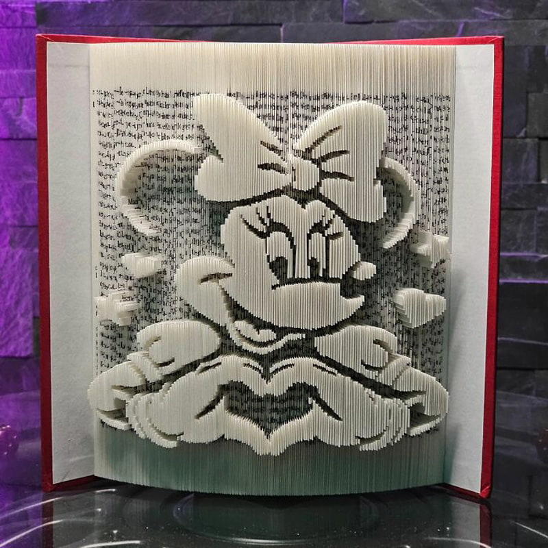 Minnie Mouse book figurine
