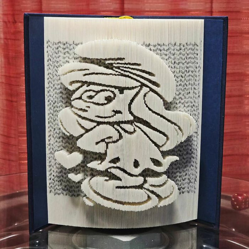 Smurfette character book statue in Smurfs