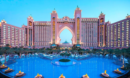 Stay in Dubai