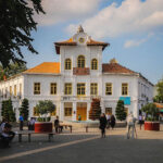 Report How to find cheap tickets to travel to Rasht?