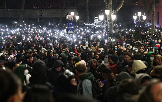 Thousands of ai-governme demonstrations in Georgia