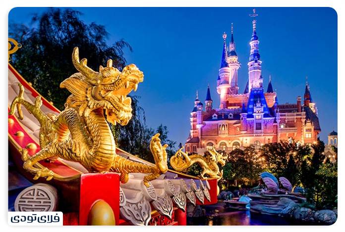 Shanghai Disneyland Traveling in the world of children wonderland