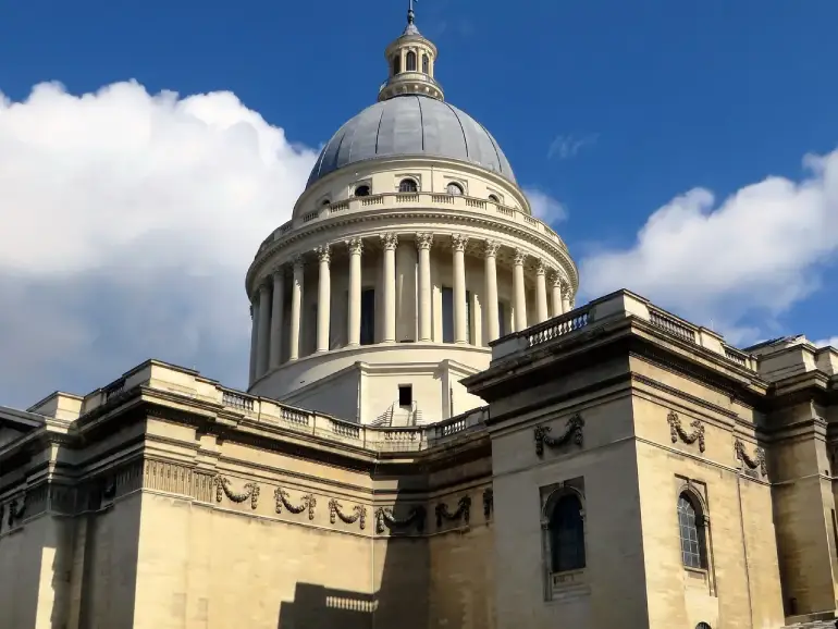 Overview of the Paheon in Paris