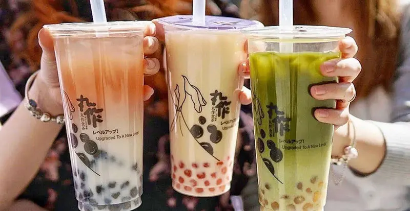 three glasses of bubble tea; Photo source: Medium; Name of the photographer: unknown