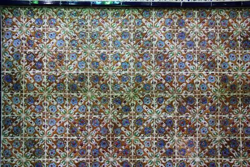 The tiling of Prince Hossein's court in Qazvin 